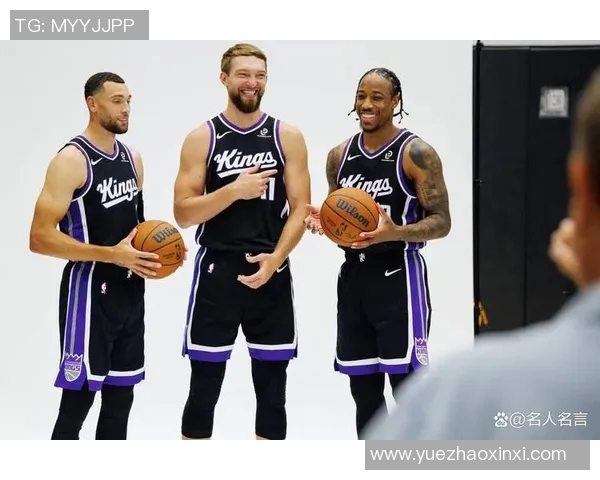 国王队与热火队激战正酣谁能在季后赛中笑到最后争夺总冠军荣耀 国王队与热火队激战正酣谁能在季后赛中笑到最后争夺总冠军荣耀